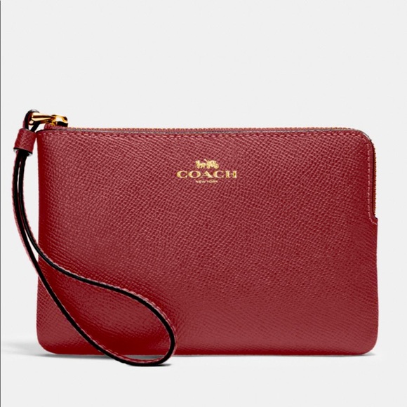Coach Handbags - Coach Corner Zip Leather Wristlet